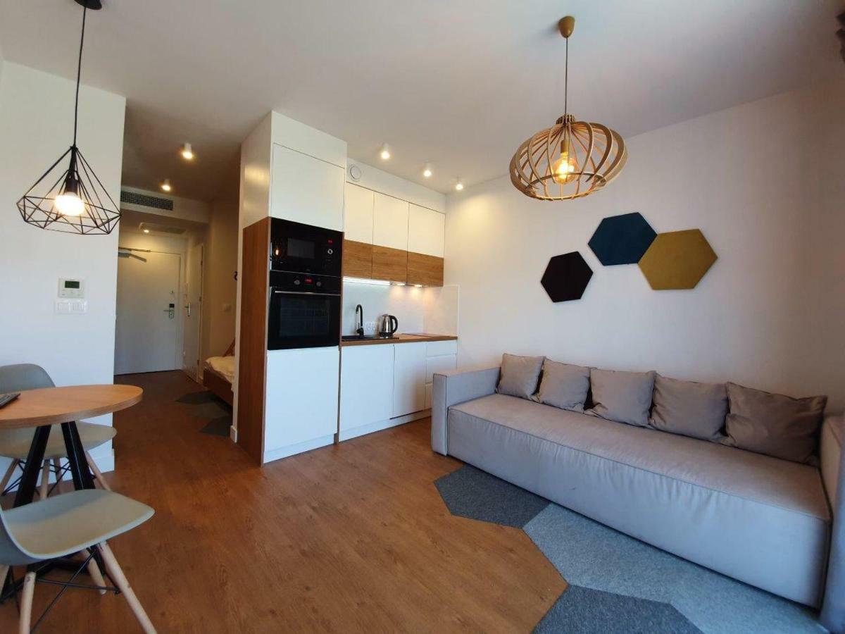 Prywatne Apartamenty W Hotelu - 365Pam 사르비노보 외부 사진